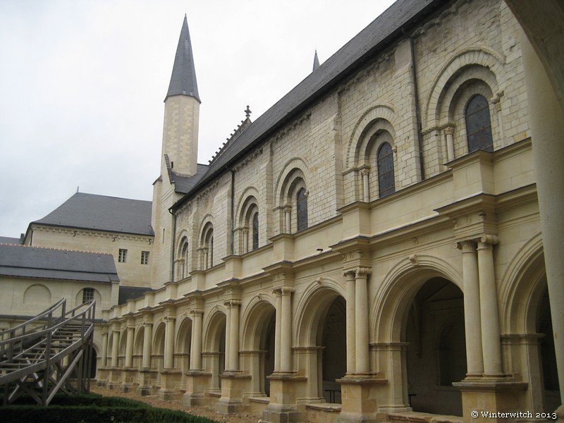 fontevraud44.jpg
